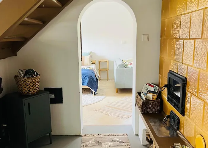 By The Creek シャレー Vászoly